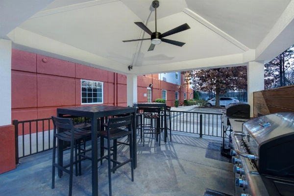 Candlewood Suites Columbia-Ft. Jackson, an IHG Hotel image 22